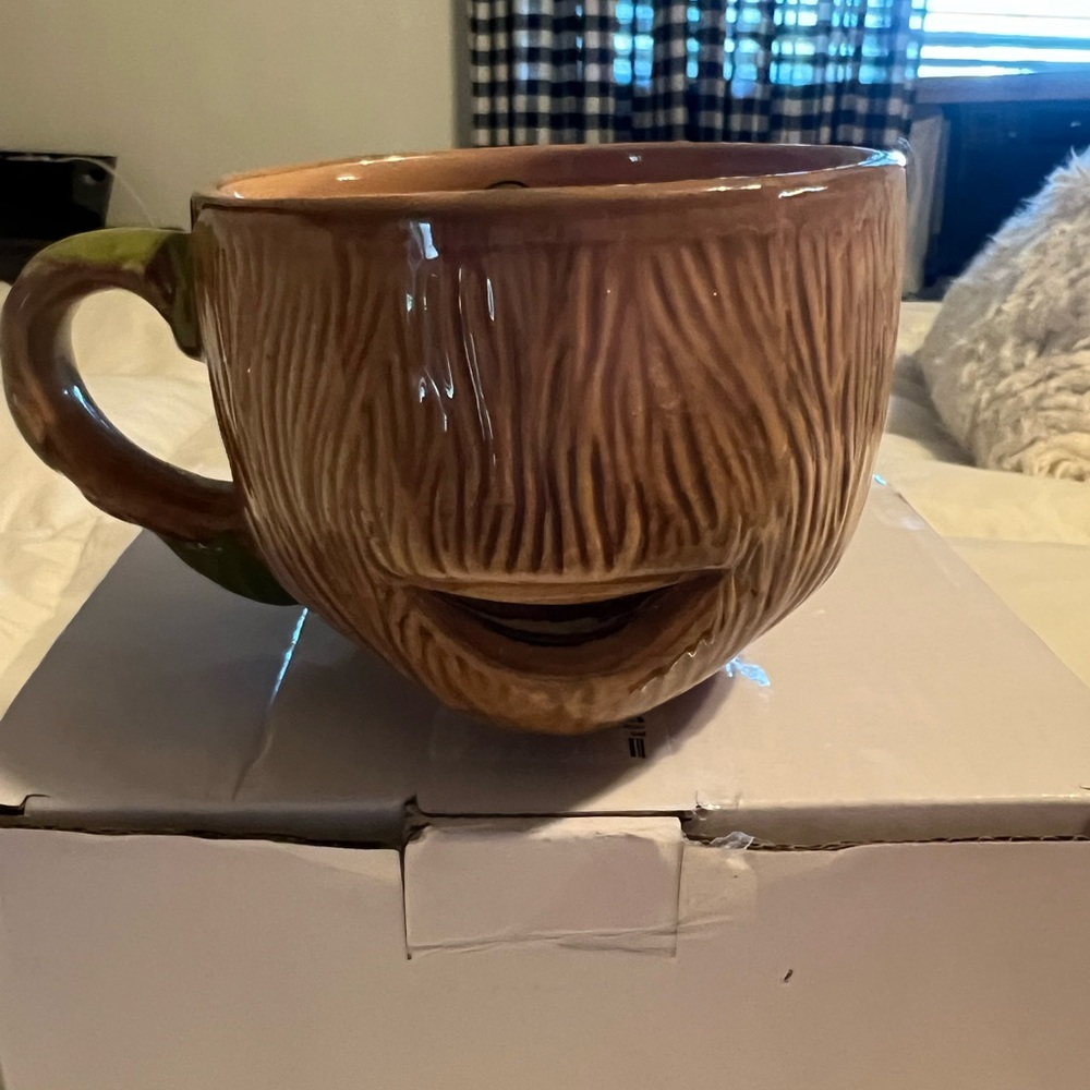 Groot Coffee Brown and Green Tree-Themed Mug NWOT